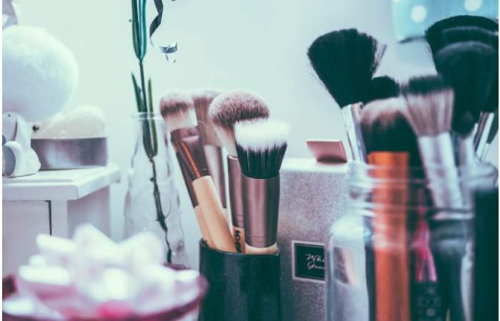 what are korean makeup products