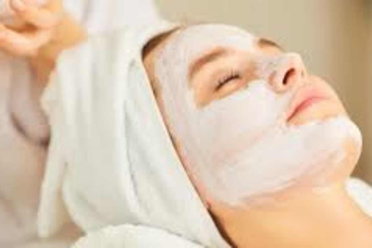 what is a natural face mask