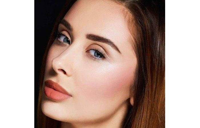 natural everyday makeup look