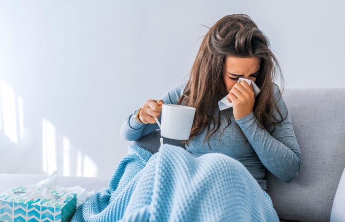 What are the symptoms of Omicron_